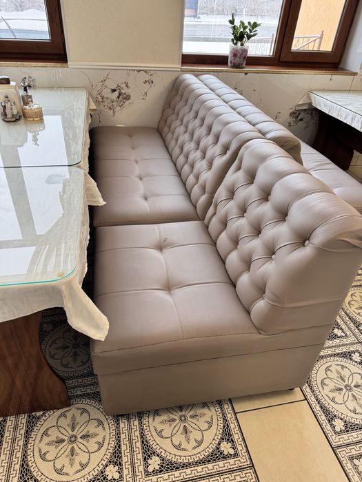 Диваны Б/У для кафе и столовых