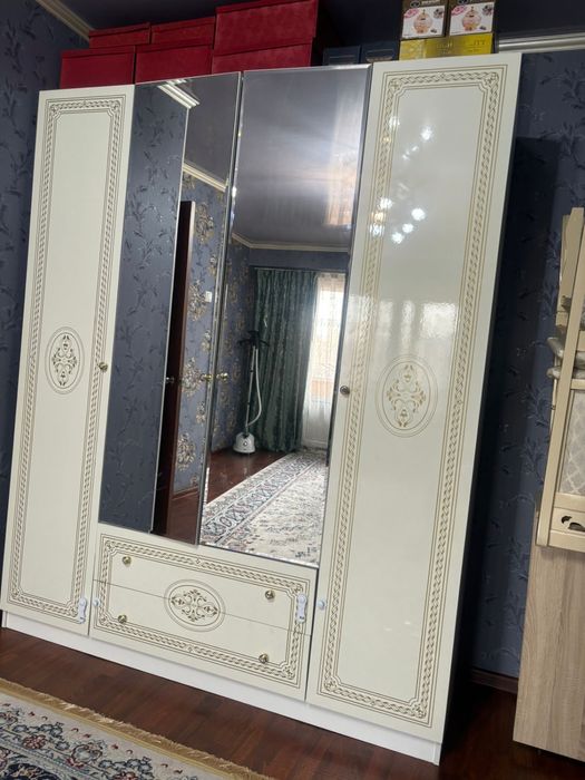 Продается шкаф б/у