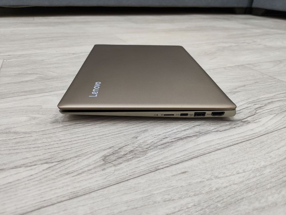 Lenovo noutbuk sotiladi 128.8 ozu karobka dakumentli