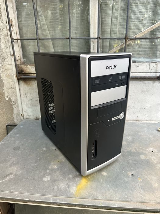 Vand 3 Carcase Pentru pc , Preturi negociabile !