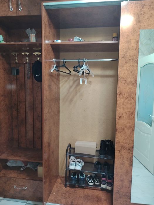 Шкаф для прихожей