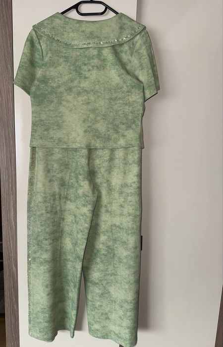 Compleu cu pietricele