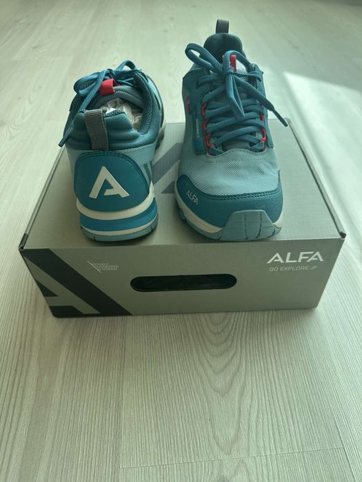 Туристически дамски обувки