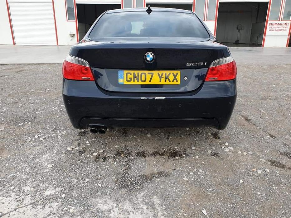 Бмв 523и на части