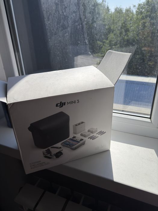 DJI Mini 3 + DJI RC + Fly More Combo Plus