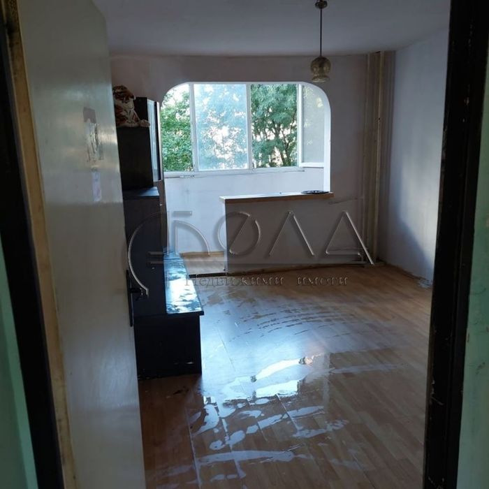 Продава се Тристаен апартамент в София, Банишора - 104 кв.м за 1760 €/кв.м - Снимка #2