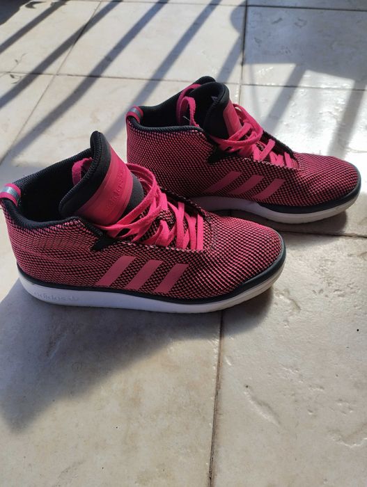 Дамски кецове Adidas