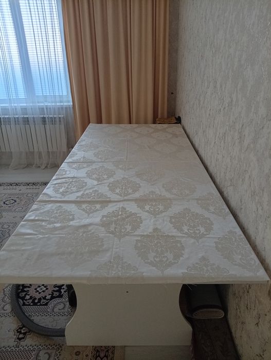 Большой стол 2,5 м на 1,1м