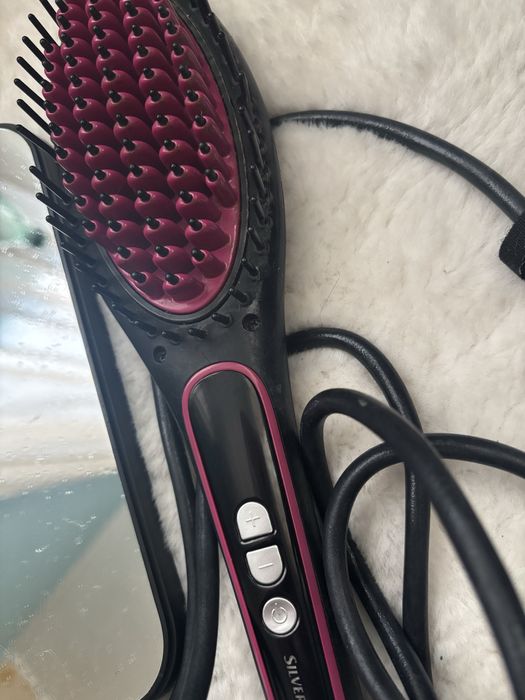 Четка за изправяне за коса