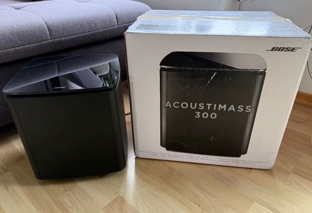 Bose SoundTouch 300 Soundbar & Bose Acoustimass 300 Bass Module