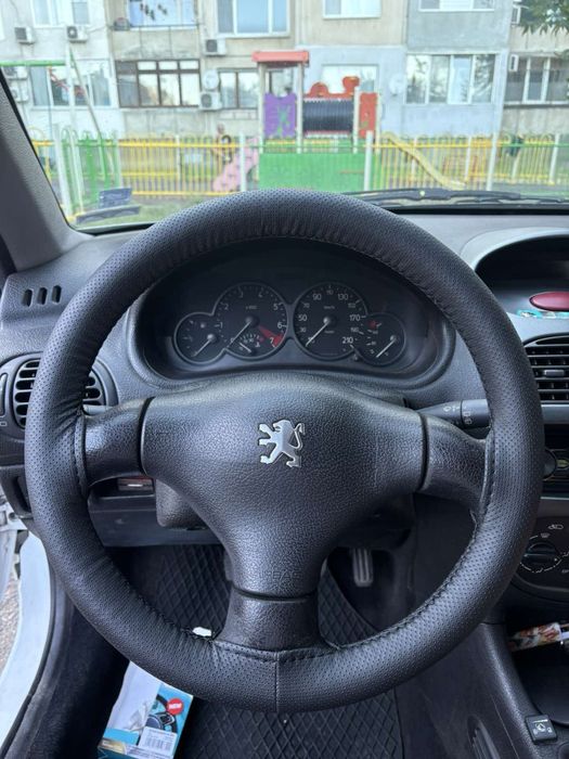 Тапициране  на волани