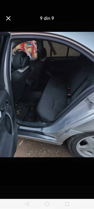Vand sau schimb Mercedes c 18 2.0 benzina