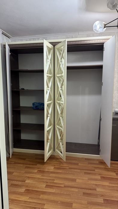 Продам шкаф в спалью