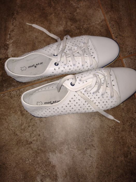 Дамски маратонки ,номер 39,40