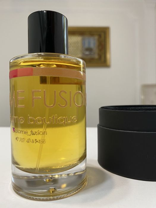 Оригинал OUD MEDİNA иіс суы.