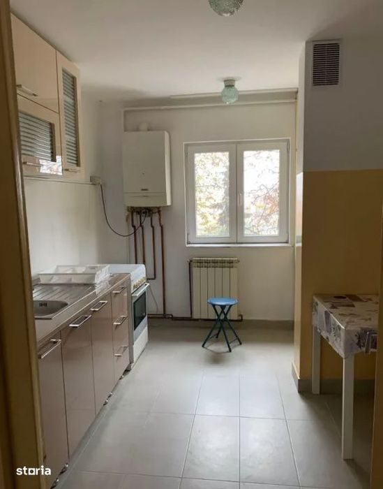 Apartament 3 camere, decomandat, Piata Cipariu, Bulevardul Nicolae Tit