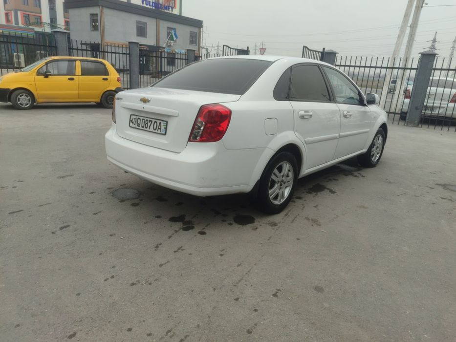 Lacetti Avtomat 2009yil 1.8 mator Kraska bor Pollik-chehol
4ta yumshoq