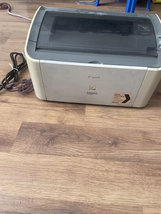 Продаем принтеры canonLBP 2900,  2 штуки