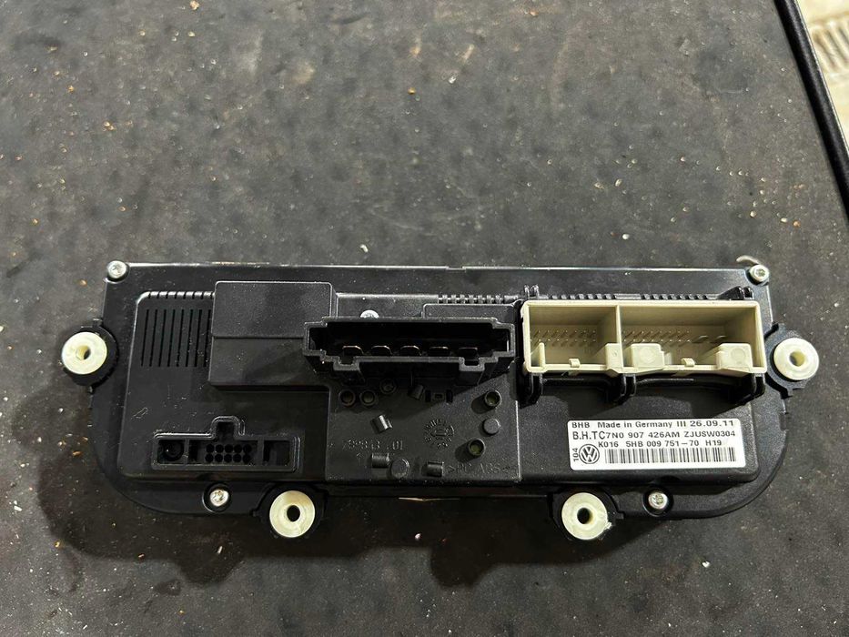 Управление за климатик на Golf VI 2012