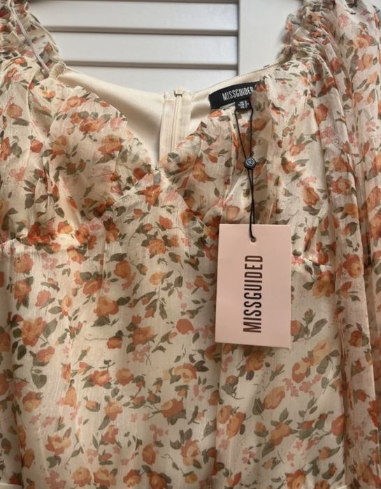 Body imprimeu floral Missguided maneci bufante