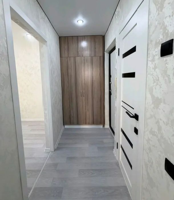продам 1-ком. 34кв. универсам 3-этаж