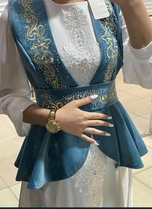 Национальное казахское платье