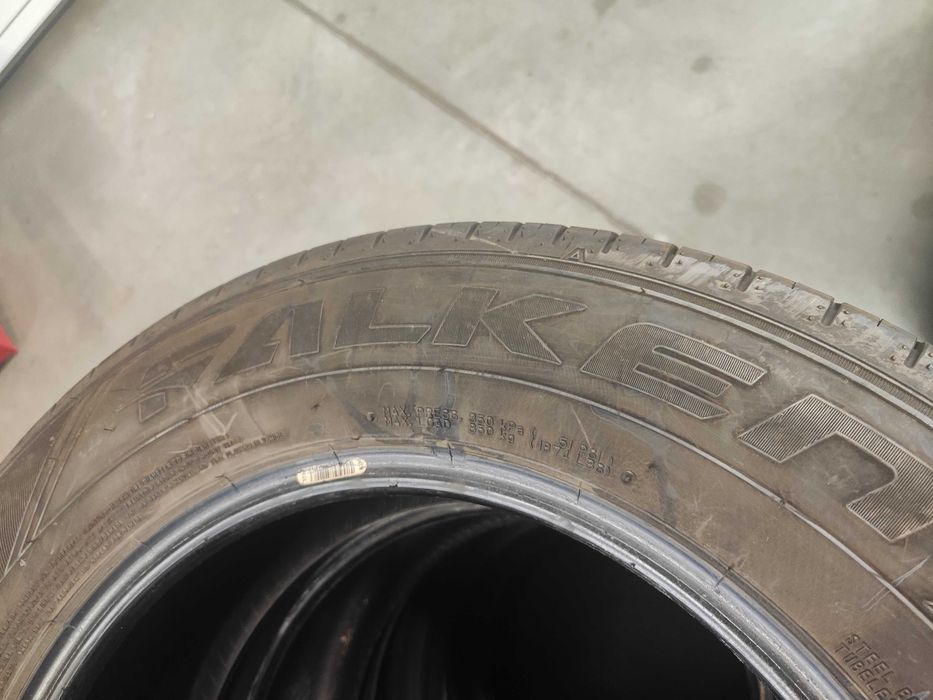 2бр.летни гуми 225/65/17 Falken