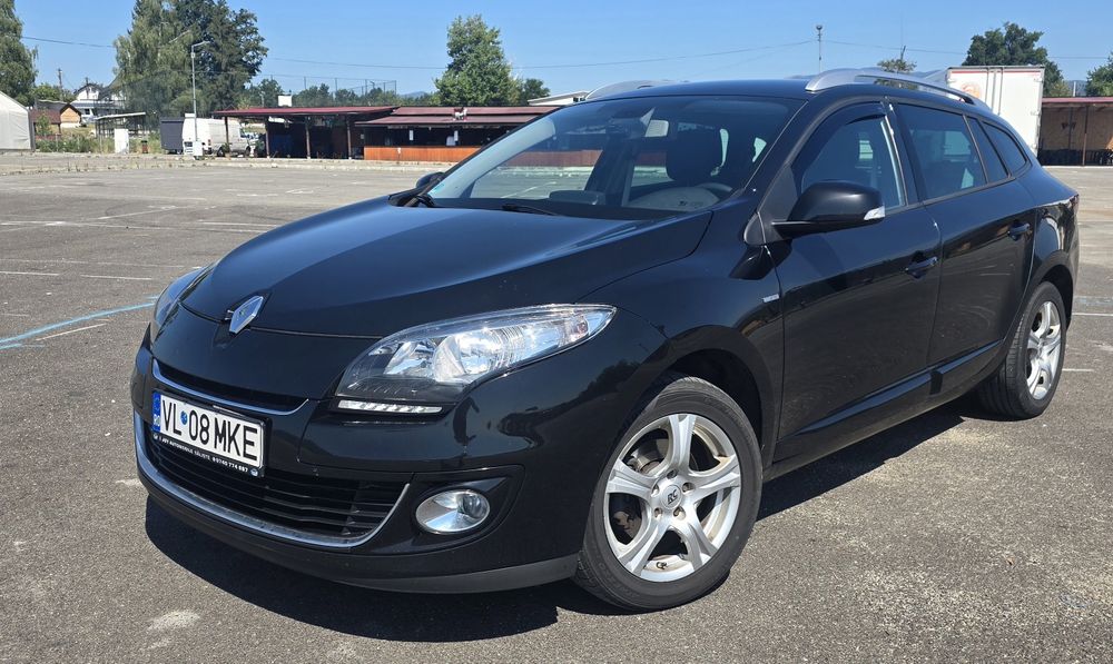 RENAULT Megane