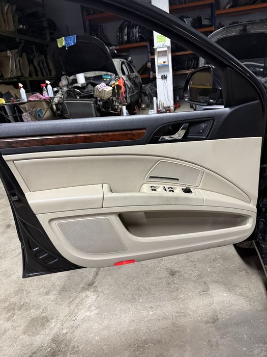 Scaune piele memorie incalzite alcantara fete usi Skoda Superb 2 crem