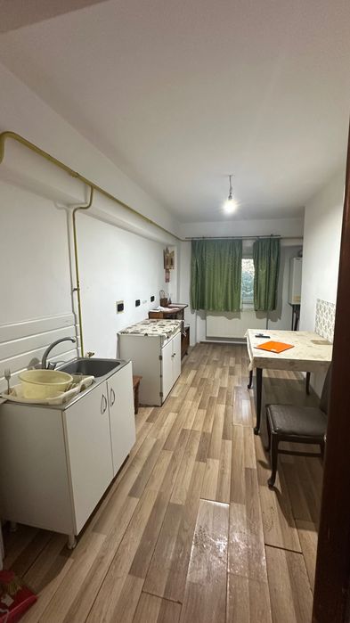 Apartament 3 camere – 96 mp – zona Gării, Bârlad | Etaj 1