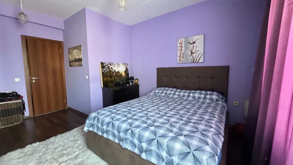 Двустаен апартамент в центъра, обзаведен -Варна