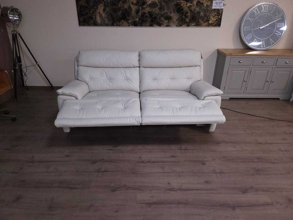 Дизайнерски светло кремав кожен диван тройка с ел релакс механизъм