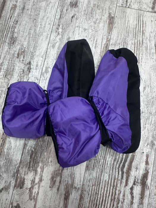 Продам пуанты, балетную обувь, чуни.