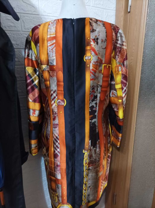 оригинални рокли Jay Ahr, Gucci, Chanel