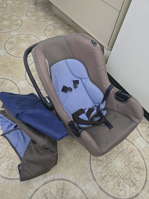 Детская Автокресло Zippy