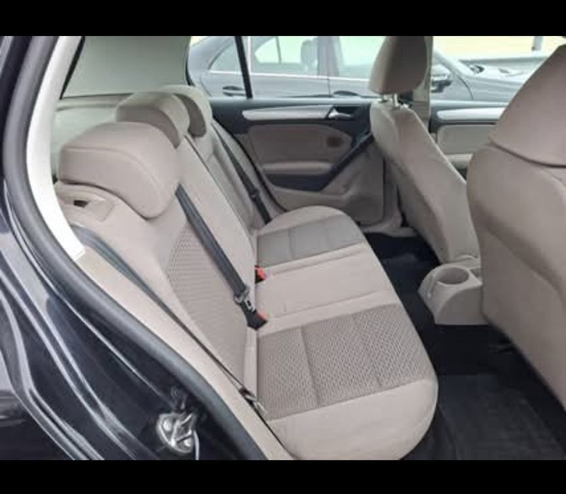 Vw golf VI * 1.6 benzina 104cp clasic fara turbo. EURO5.

Vw golf