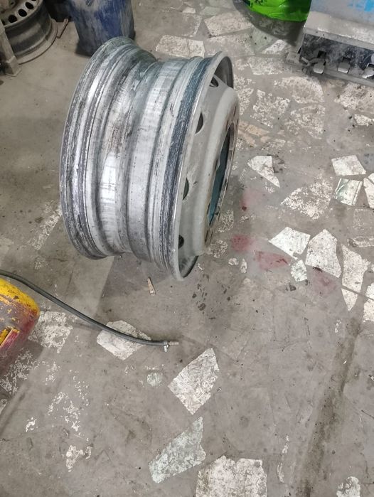 Два Евро диска .