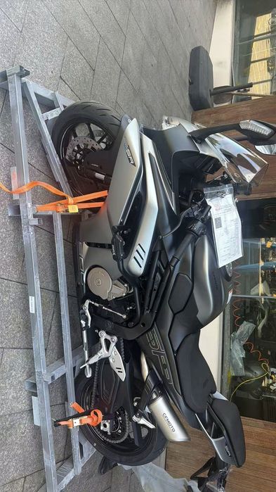 CFMoto 500SR 2026 белый и серый