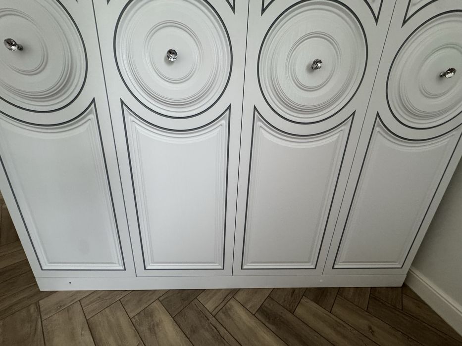 Шкаф платяной в отл состоянии!