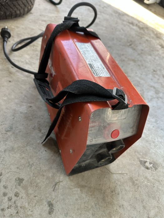 Aparat sudura,materiale de constructie