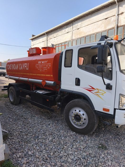 Бензовоз 10 куб на базе шасси FAW Tiger V 160 л.с