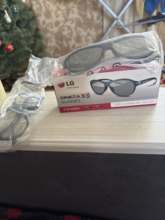 LG 3D cinema glasses AG-F310