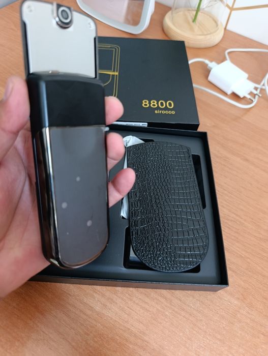 Nokia 8800 Sirocco