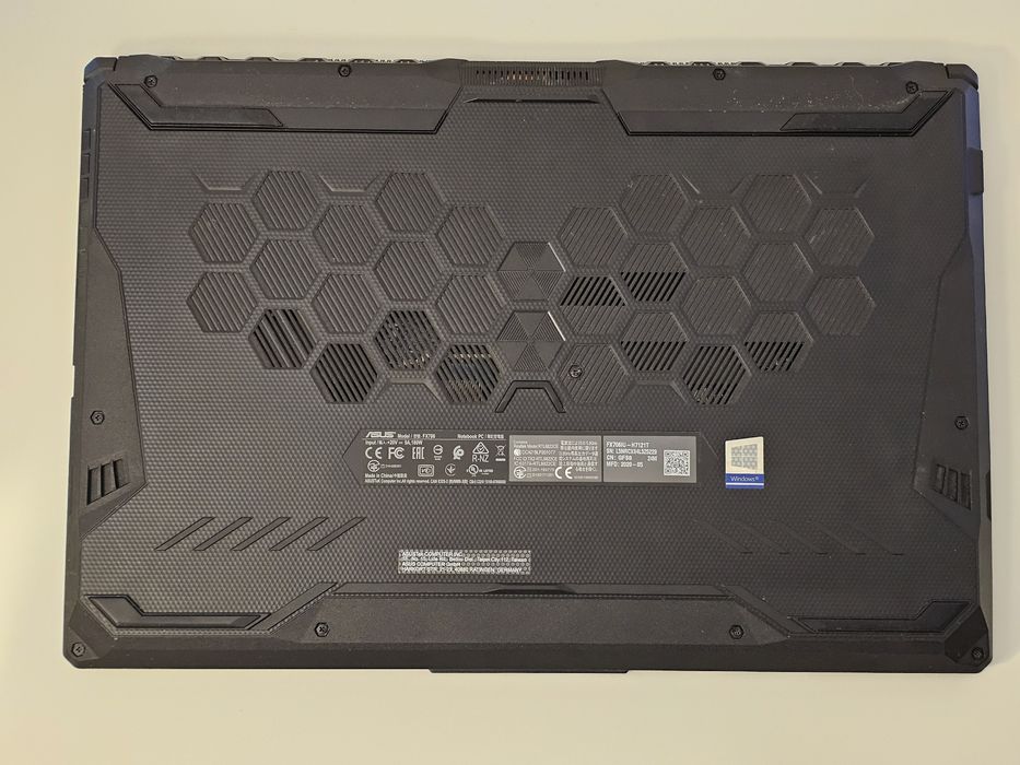 Laptop Asus Tuf Gaming A17 FX705IU