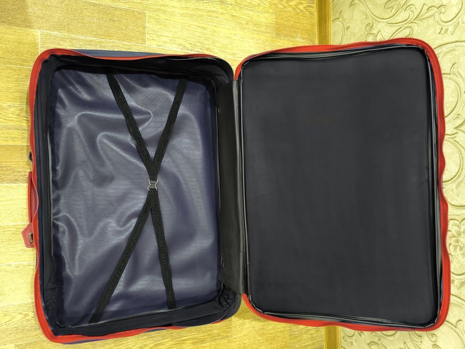 Чемодан германского производства, матерчатый