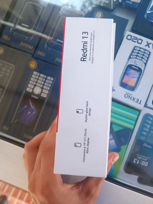 Redmi 13 yangi 1 kun ishlatilgan 1,700000 som kelishamiz  xotira 6/128
