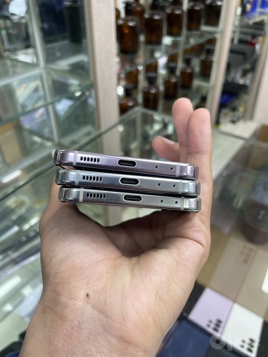Samsung z flip 5 8/256Gb orgina 5G padeshka imei otkan