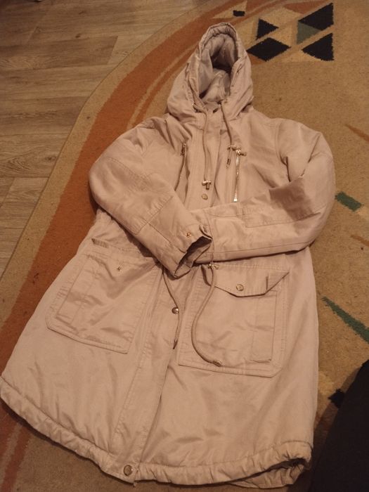 Продам женские куртки