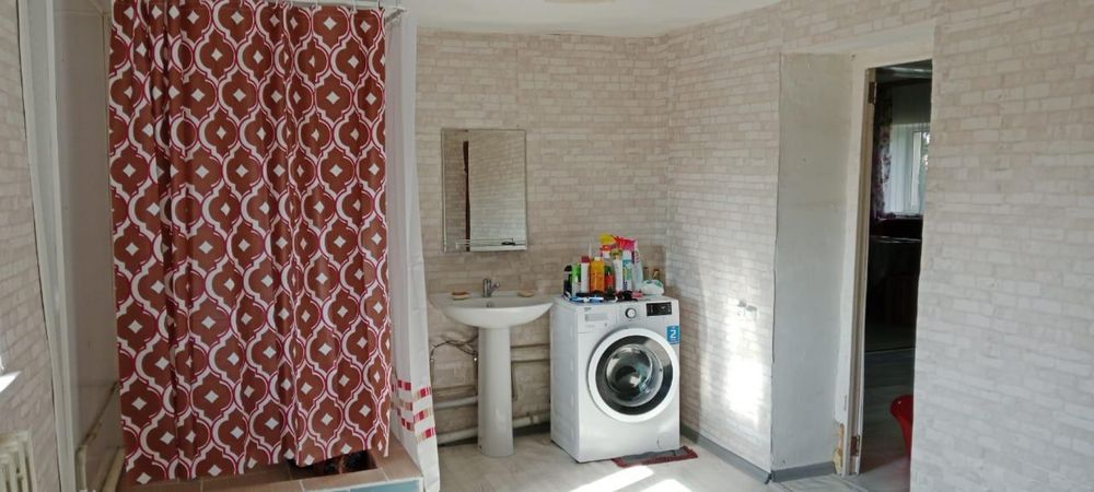 Продаю дом с базой