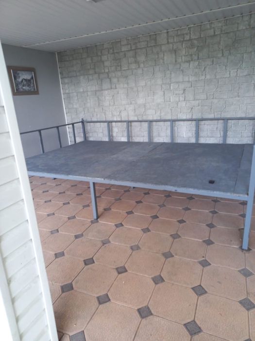 Тапчан продаю новый